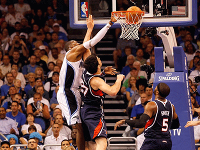 傳奇足球夜國(guó)米對(duì)元老視頻